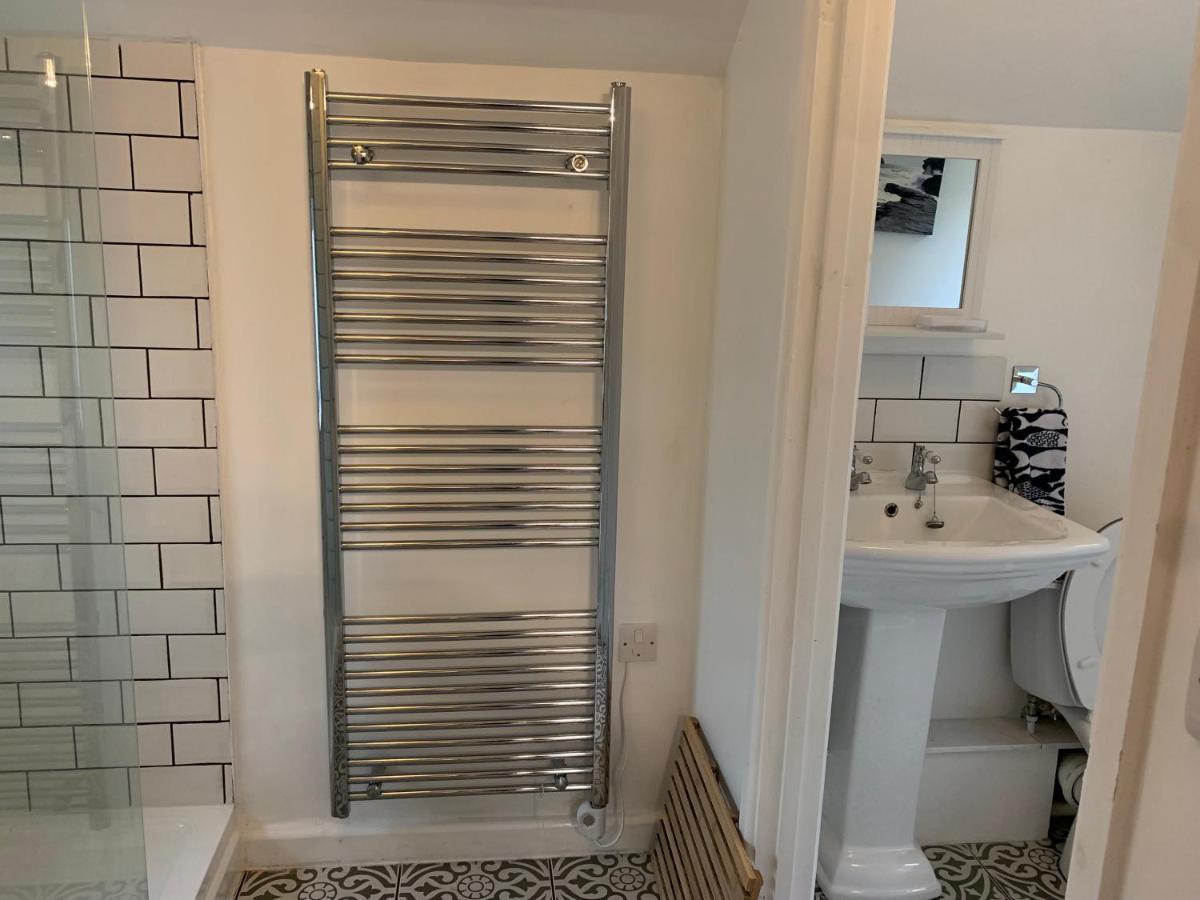 1 Bed-Pet Friendly-Parking-Patio-Close To Coasts North Hill Exterior foto